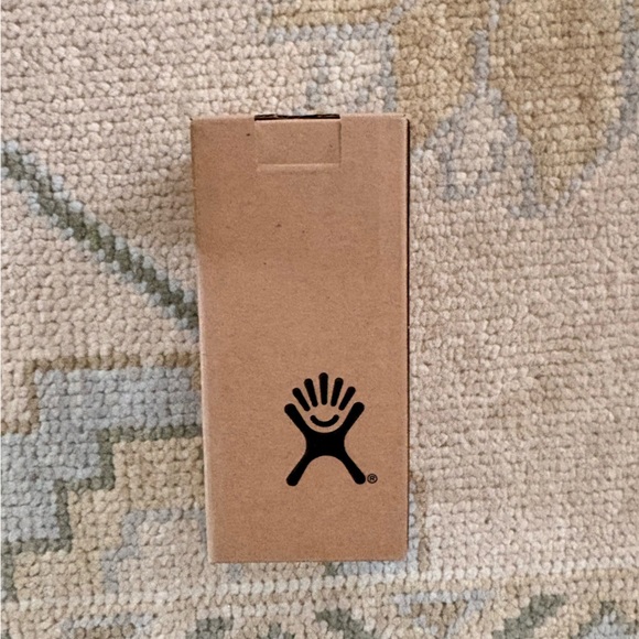 NWT Hydro Flask 6.7 oz Micro Hydro Stainless Steel Bottle - Picture 3 of 3